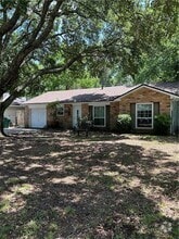 Building Photo - 126 Northwood Dr