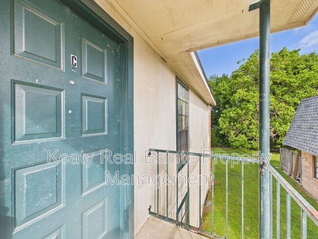Foto del edificio - 110 Country Ln