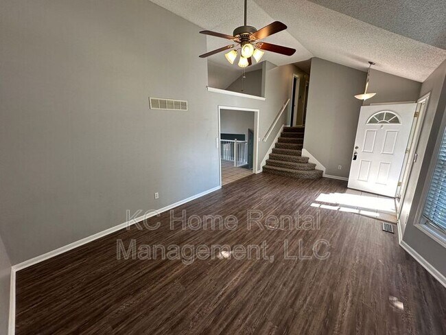 Building Photo - 3304 NW 84th Terrace
