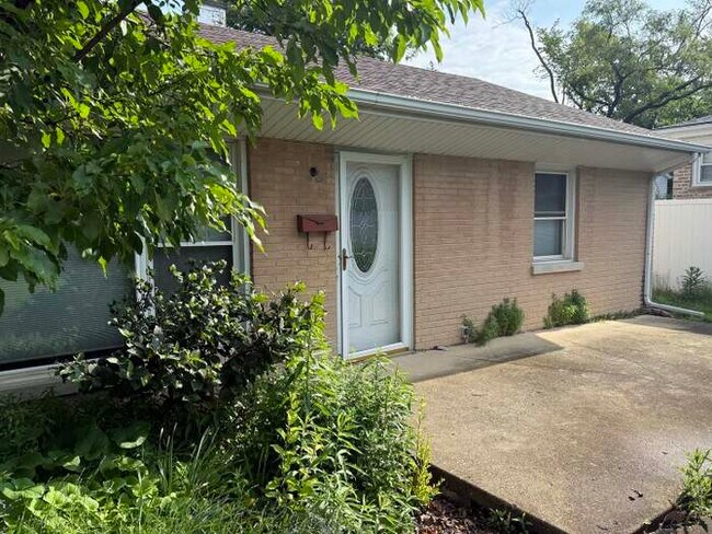 Foto del edificio - 2113 Seward St