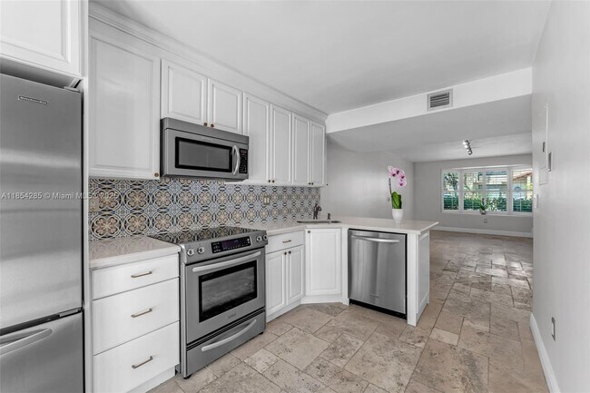 Foto del edificio - 7871 SW 102nd Ln