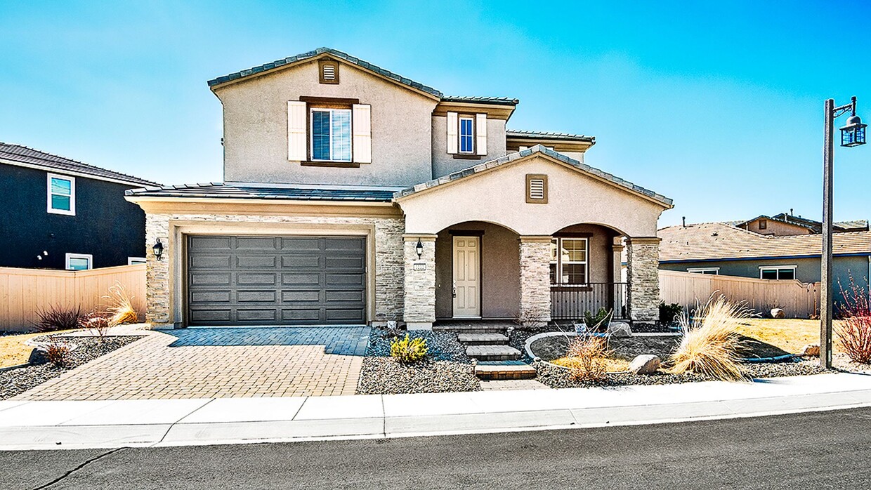 Primary Photo - Exquisite Toll Brothers home at Saddle Rid...