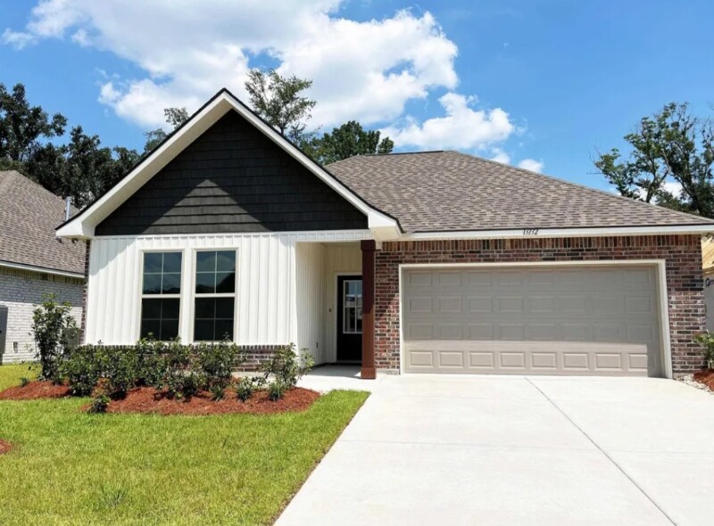 Foto principal - 13132 Hawk Creek St