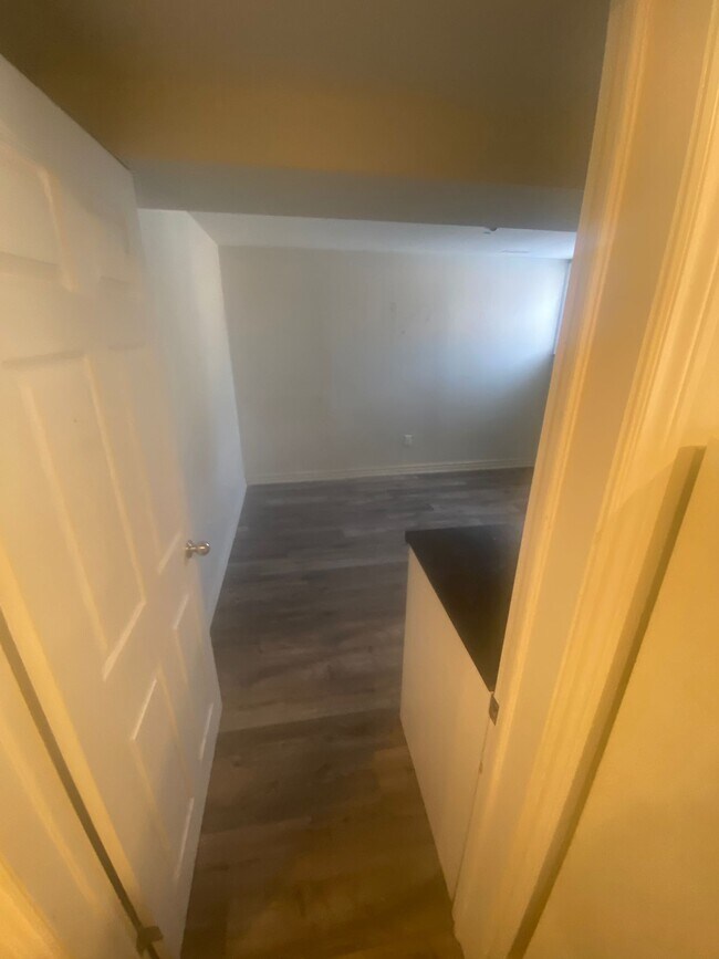 Photo du bâtiment - 225 John Tabor Trl