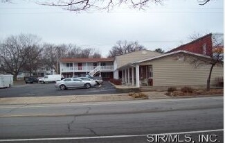 Primary Photo - 323 S Third St