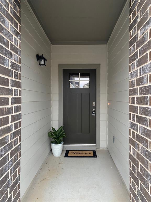 Building Photo - 324 Heatherwood Ter