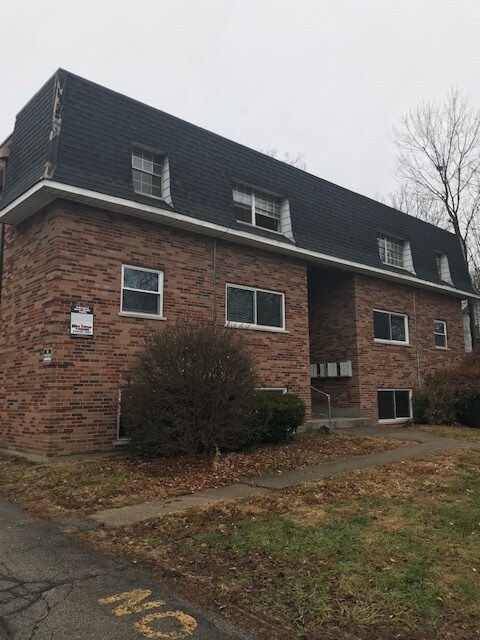 Foto principal - 8333 Anthony Wayne Ave