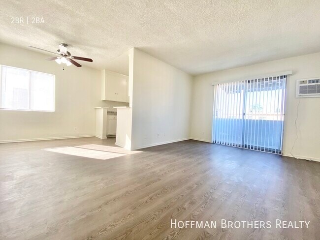 Building Photo - 8341 Cedros Ave