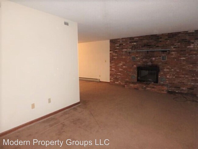 Building Photo - 3305-3307 Belle Meade Dr