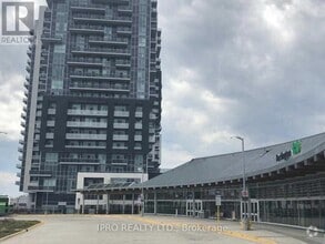 Building Photo - 2093-2093 Fairview St
