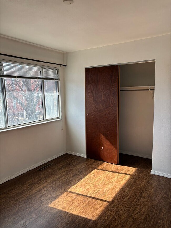 Foto del edificio - Creston Arms Ct.