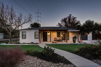 Building Photo - 3001 32nd St