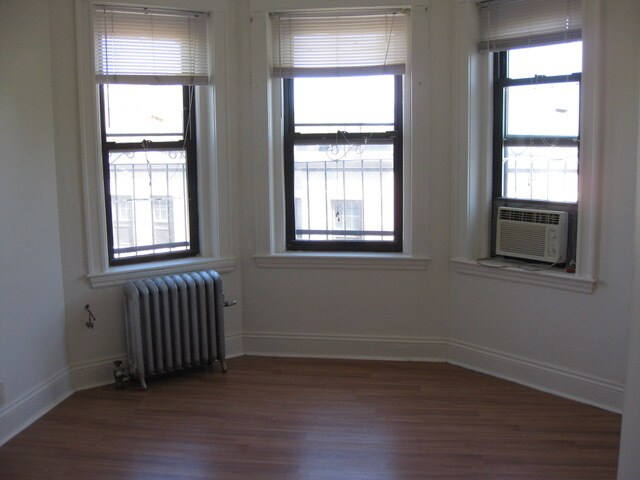 Living Room - 1576 Commonwealth Ave