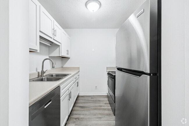 2BR, 1BA - 900SF - Kitchen - Gateway Homes