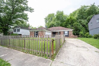 Building Photo - 3026 Osceola Ln