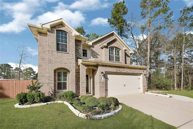 Foto del edificio - 3310 Pine Chase Dr