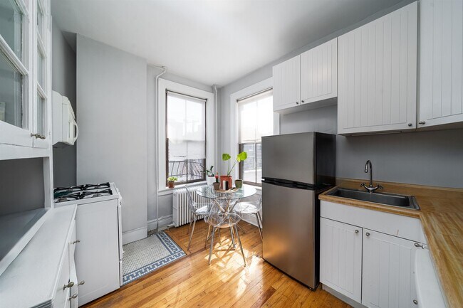 Foto del edificio - 800 Bloomfield St