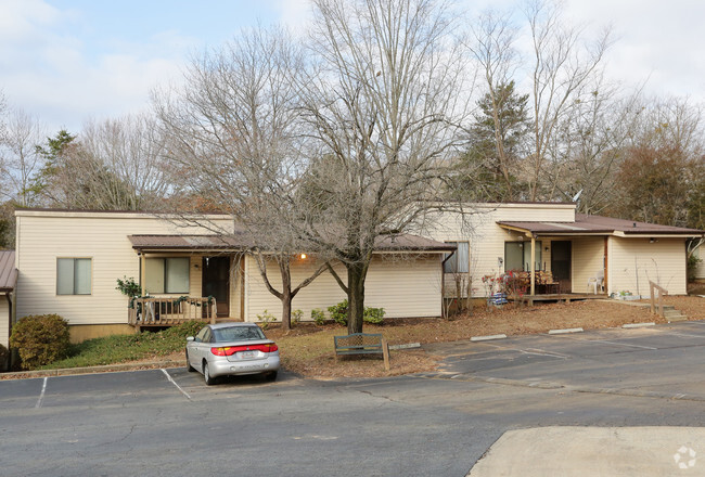 Building Photo - Blue Ridge Hills Apartments