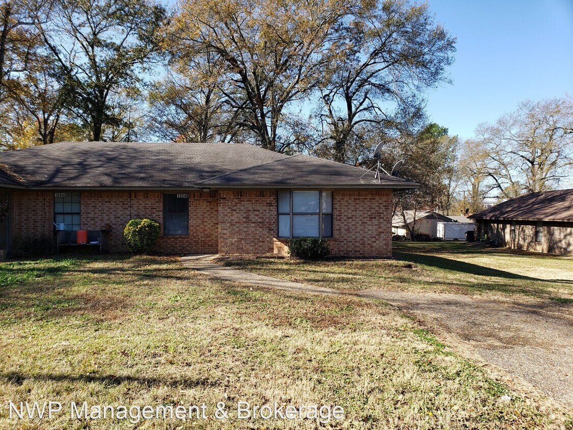 Primary Photo - 2 br, 1 bath House - 16046 Shoshone Drive