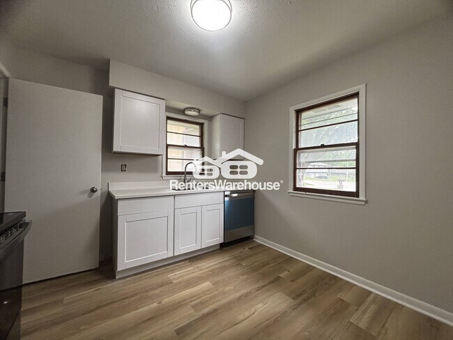 Foto del edificio - 2905 67th St