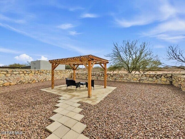 Foto del edificio - 13208 Pocklington Rd