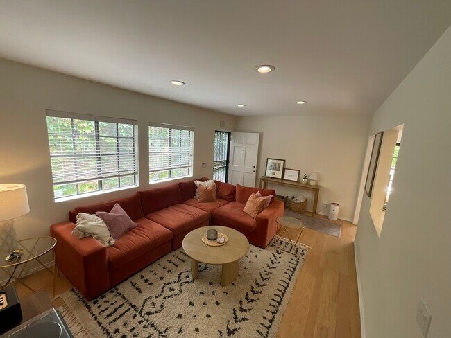 Sala de estar - 424 Ocean Park Blvd