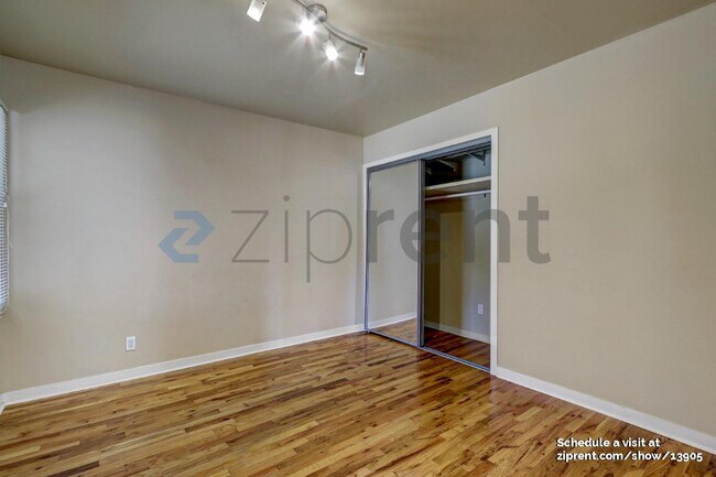 Foto del edificio - 15146 Herring Ave