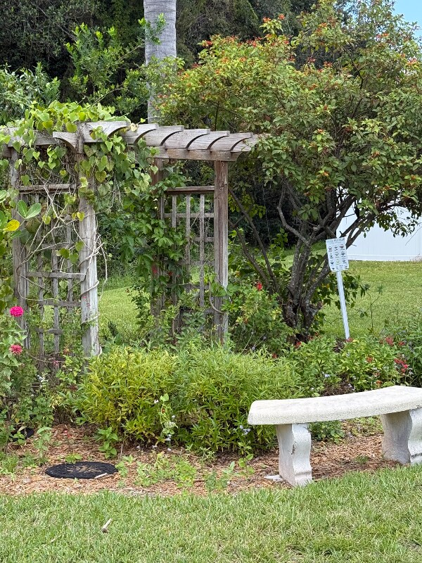 Foto del edificio - 9470 Green Cypress Ln