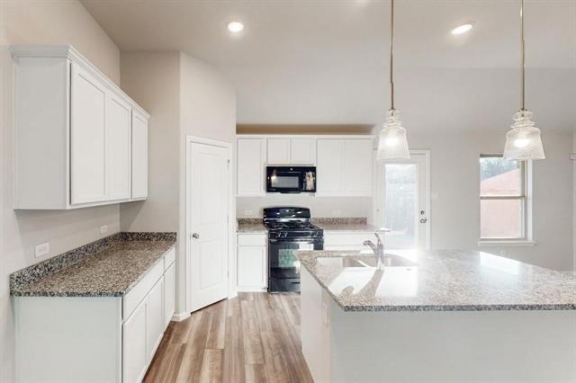 Building Photo - 2700 Rambling Rd