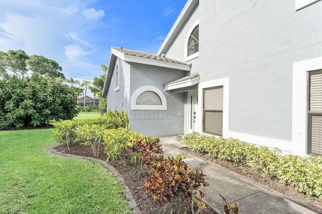 Foto del edificio - 8103 Covington Ct