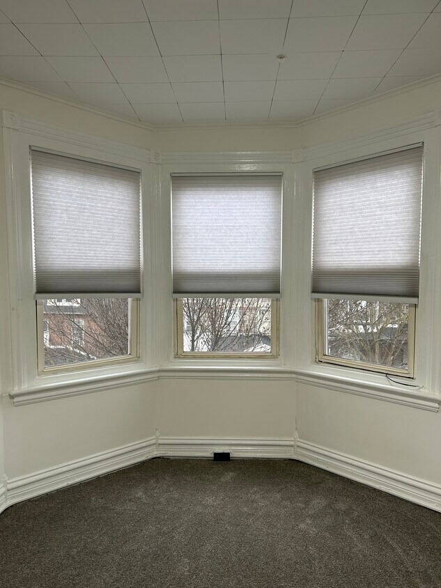 Foto del edificio - 452 Montclair Ave