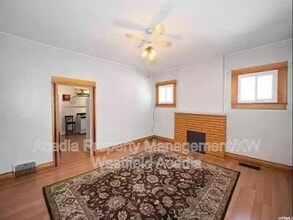 Building Photo - 620 S 900 E