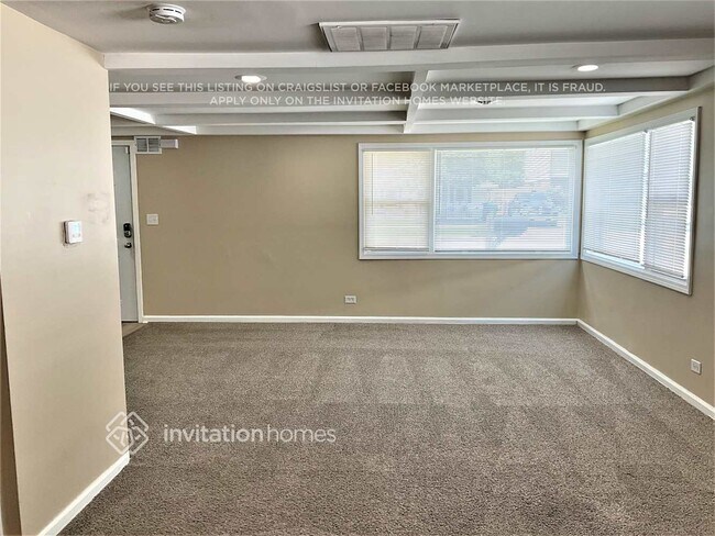 Foto del edificio - 4949 Paxton Rd