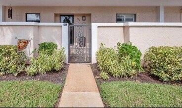 Building Photo - 300 N Hwy A1A