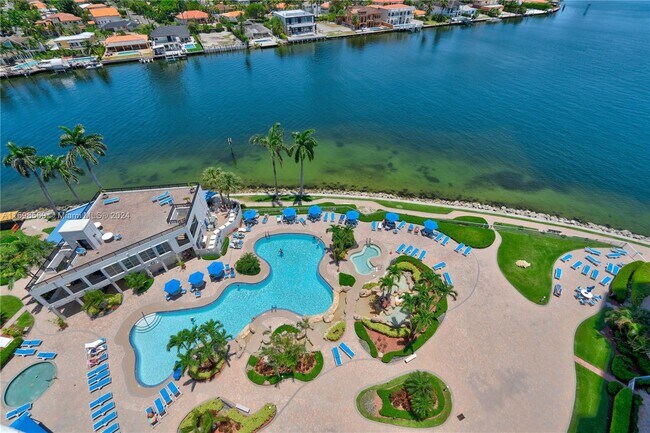 Foto del edificio - 19101 Mystic Pointe Dr