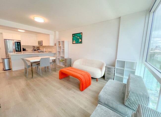 Foto del edificio - 909 Kapiolani Blvd