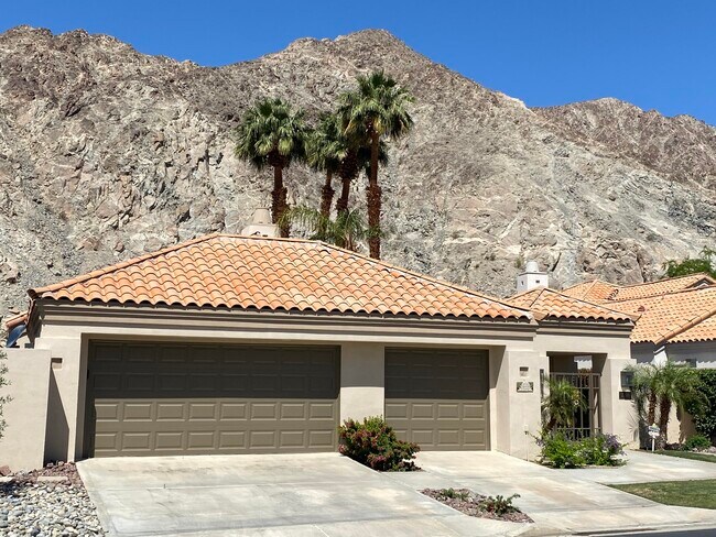 Foto del edificio - 55389 Riviera Dr