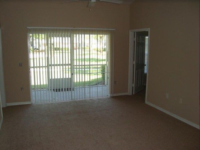 Building Photo - Ready Now 2/2 with garage