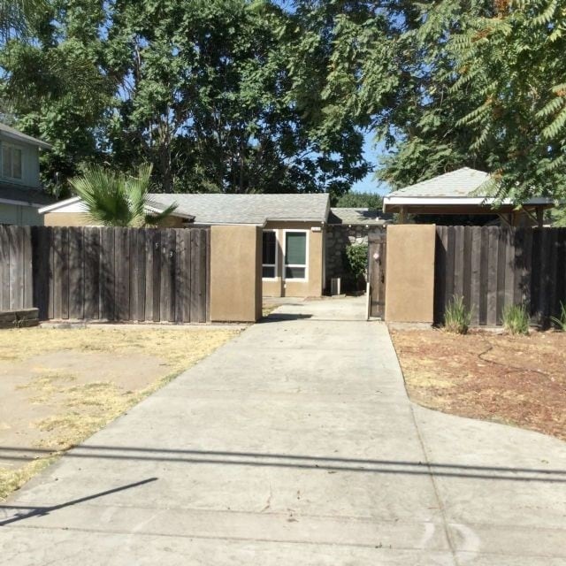 Building Photo - 1513 Carver Rd