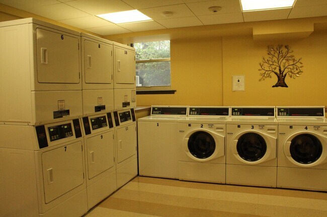 Foto del edificio - 11 Camelot Ct