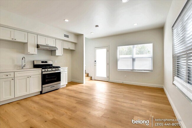 Foto del edificio - 2205 Camden Ave