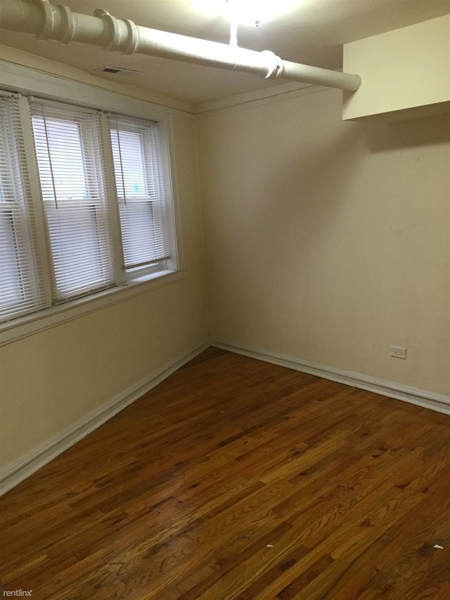 Building Photo - 2315 W Giddings St