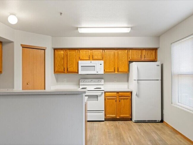 Foto del edificio - 6305F Chapel Hill Blvd