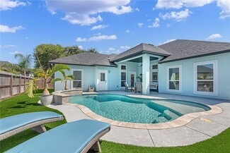 Building Photo - 15621 Three Fathoms Bank Dr