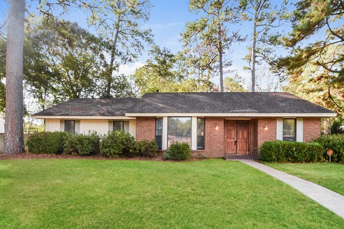 Primary Photo - 3890 Faunsdale Drive