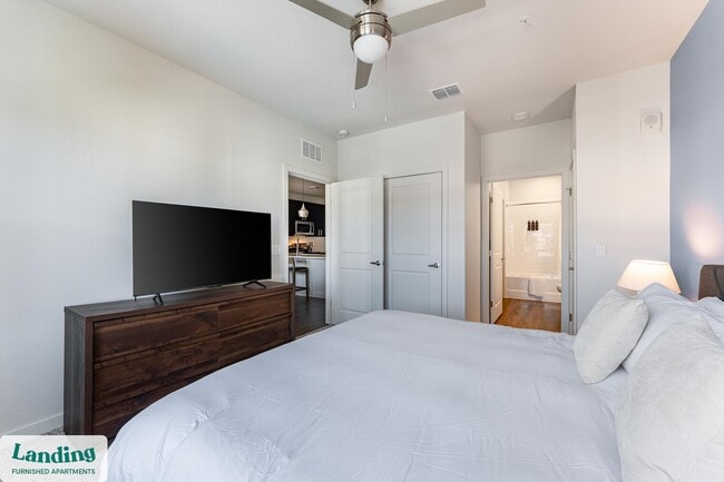 Foto del edificio - 1225 Utica Dr