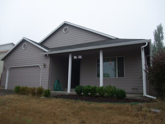 Foto del edificio - North Albany /  3 bed 2 Bath - Family Room...