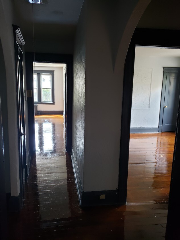 Primary Photo - 197 Belmont Ave