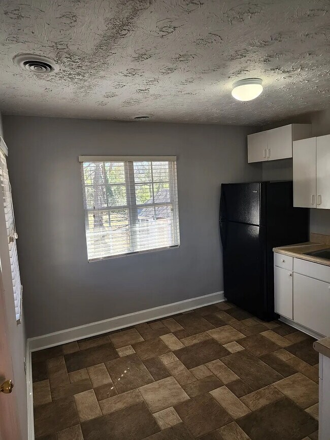 Foto del edificio - Room in Apartment on 8th St