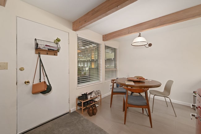 Foto del edificio - 21521 73rd Pl W